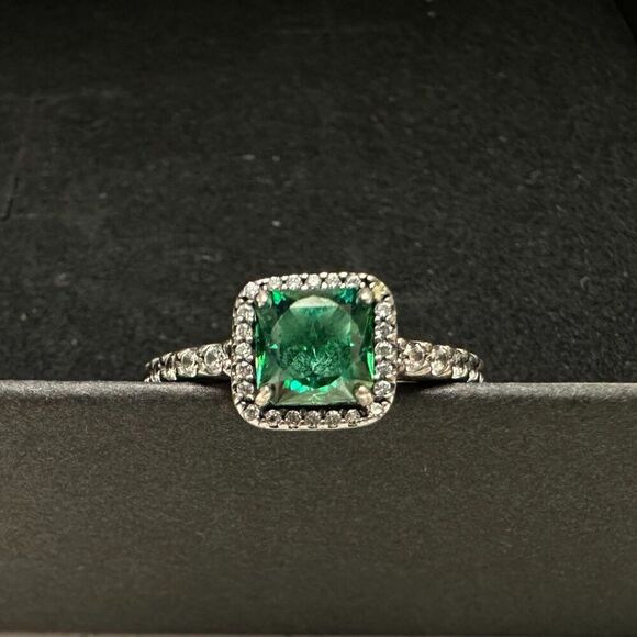 Pandora Green Gemstone with Halo Timeless Elegance Ring sz 5 - Picture 4 of 7